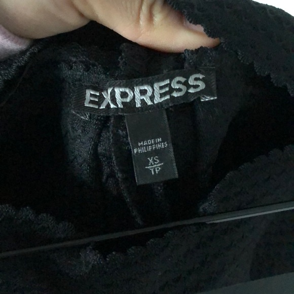 Black Poof Skirt (XS) - Picture 3 of 3